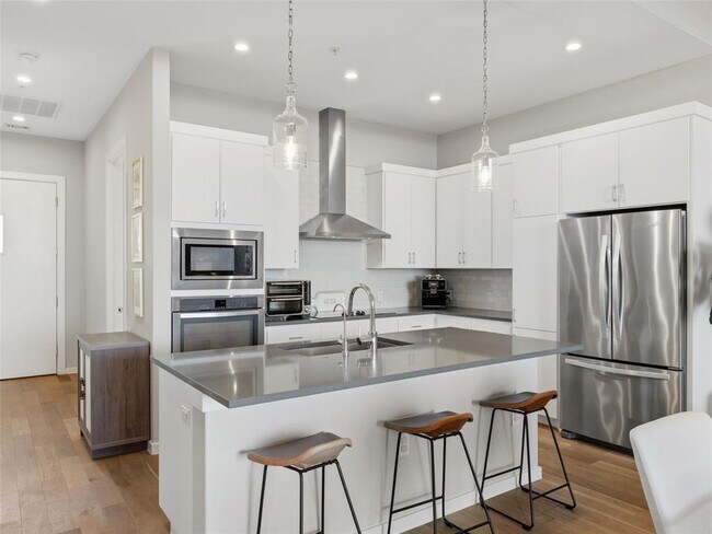 Photo - 5921 Hiline Rd Unit 1303