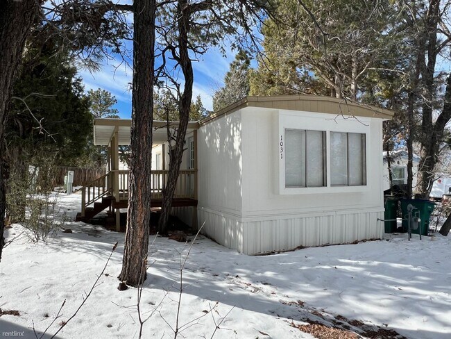 Photo - 2 br, 1 bath Mobile Home - 1031 West Laxton