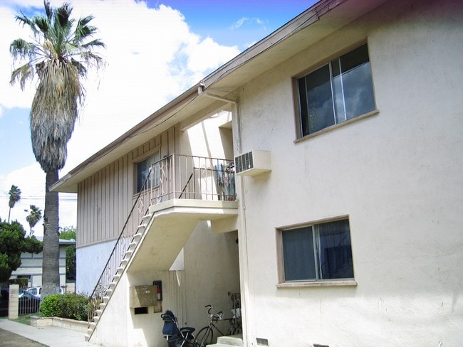 Photo - 1826 W Glencrest Ave