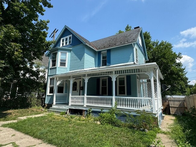 Photo - Beautifully Renovated 3 Bedroom Home in York