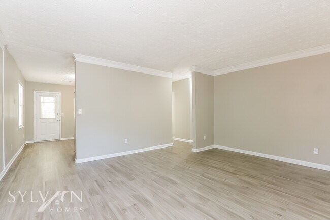 Photo - The living is easy in this 2 bedroom duplex
