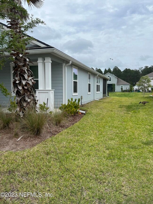Photo - 574 Northside Dr S