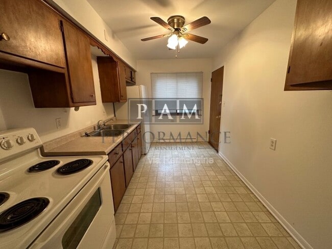 Photo - 2155 S 102nd St Unit 2