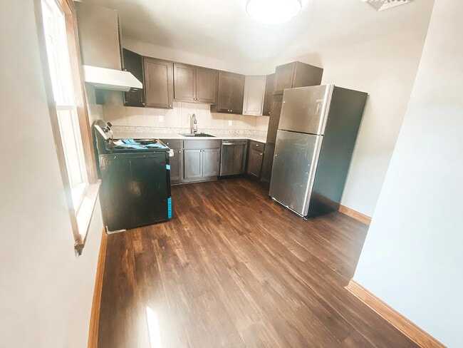 Photo - Triplex Unit 2F