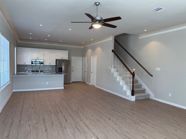 Photo - 15723 Derby Mnr Lp