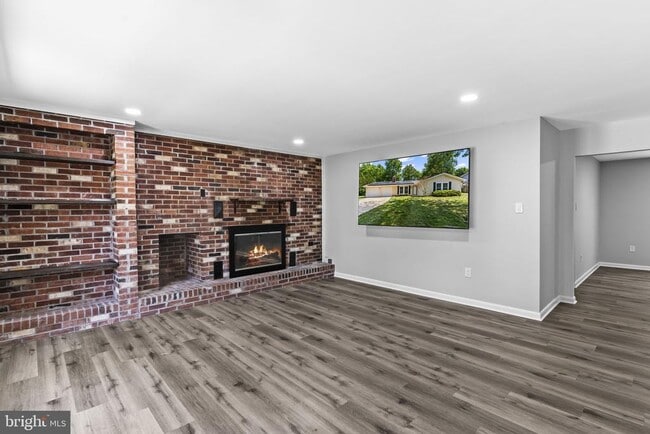 Photo - 2060 Red Spruce Ct