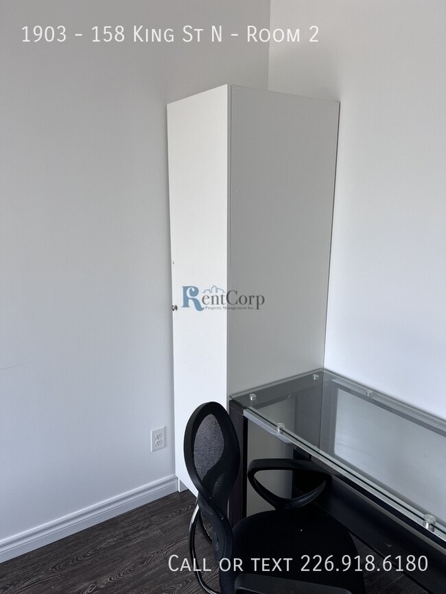 Photo - 158-1158 King St N