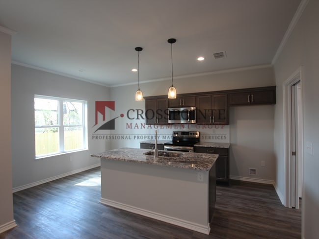 Photo - Available! 2 Bedroom, 2.5 Bathroom, 1 Car Garage