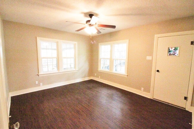 Photo - 1453 N 35th St