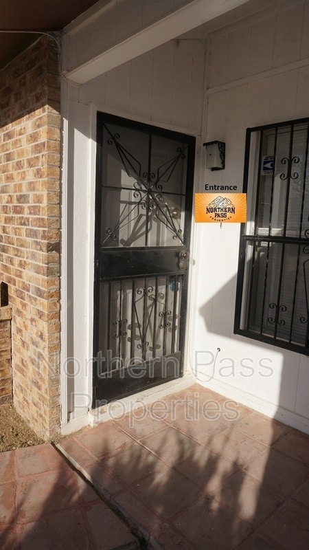 Photo - 6069 Bridalveil Dr