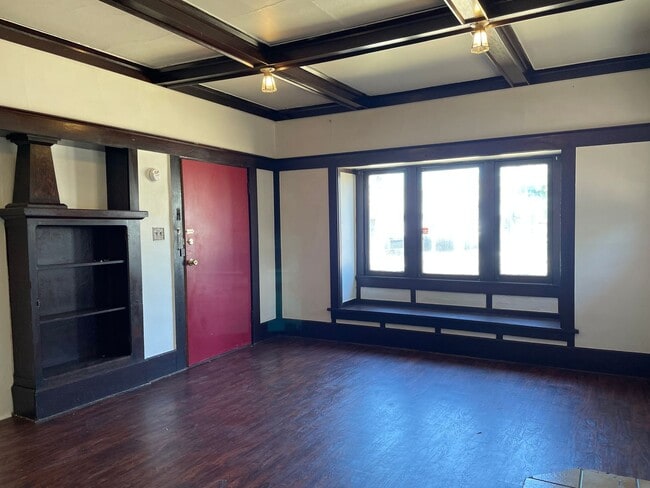 Photo - Beautiful Wood Details-Charming 1 Bedroom 1 Bath