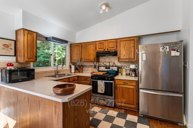 Photo - 12 Wood Rd
