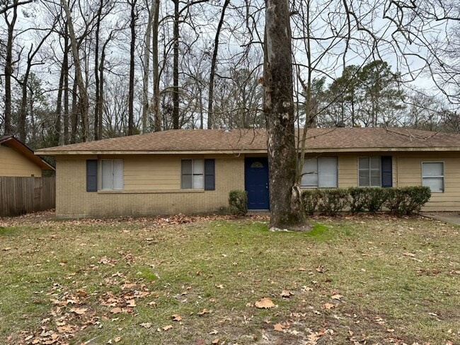 Building Photo - 1139 Wooddell Dr