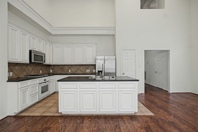 Photo - 2416 Charleston St Unit A