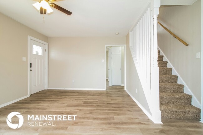 Photo - 120 E Northrup Dr