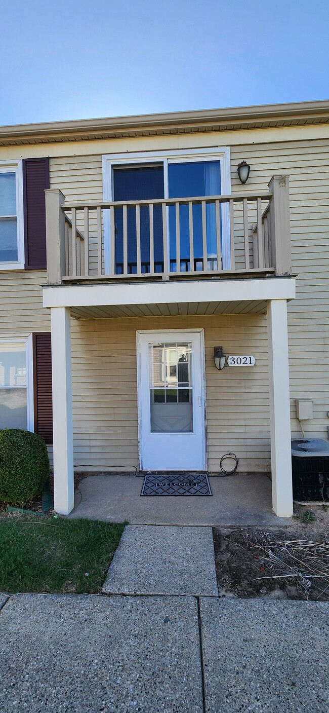 Photo - 3021 Maplewood Ct Condo