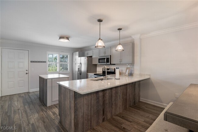 Photo - 3021 Sandpiper Bay Cir Unidad E106