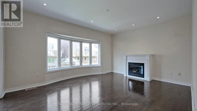 Photo - 73 Serano Crescent