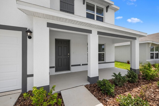 Photo - Spacious 5 Bedroom in Parrish!