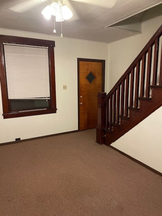 Photo - 1452-1454-1454 Franklin St