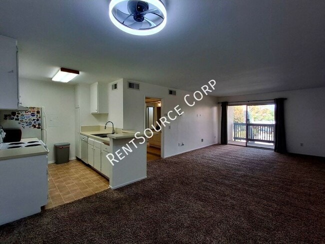 Photo - 23515 Lyons Ave Unidad 219