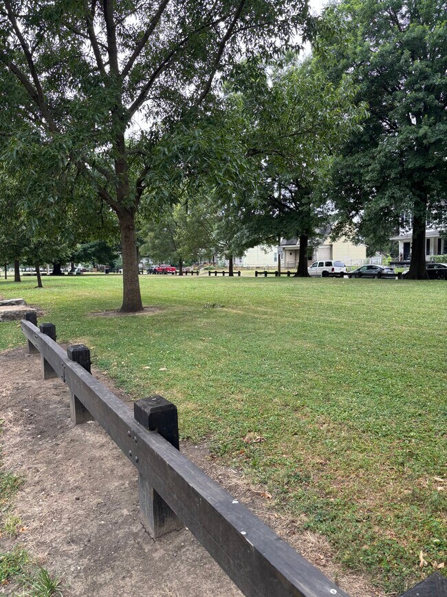 186 W Park Ave Unidad West Park