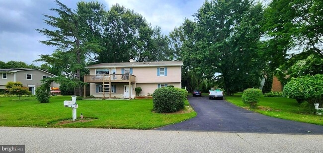 Building Photo - 122 E Bay View Dr Rental