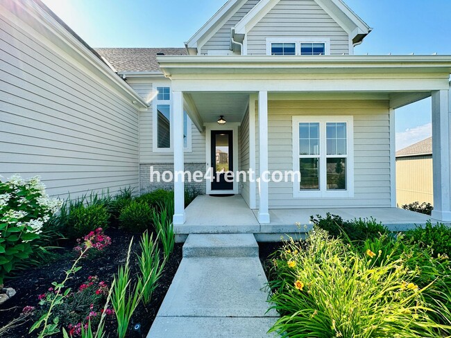 Photo - Exceptional Olathe Home in the Cedar Creek Subdivision w/ Wood Floors and a Finished Basment!