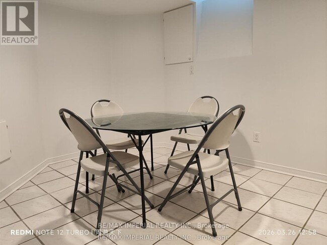 Photo - 493 Blackstock Rd