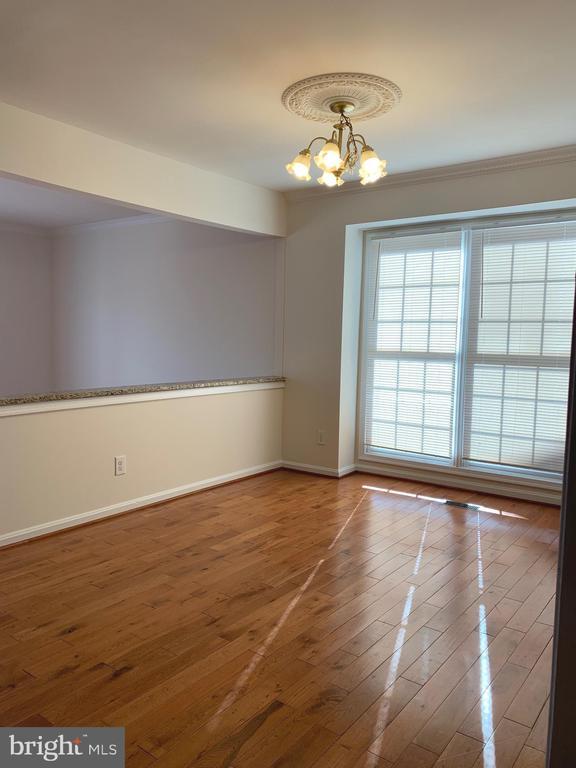 Photo - 507 Falkirk Ct