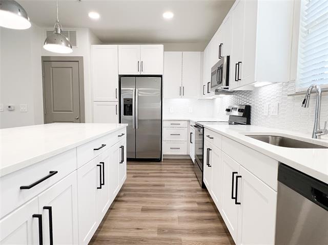 Photo - 4020 McEwen Rd