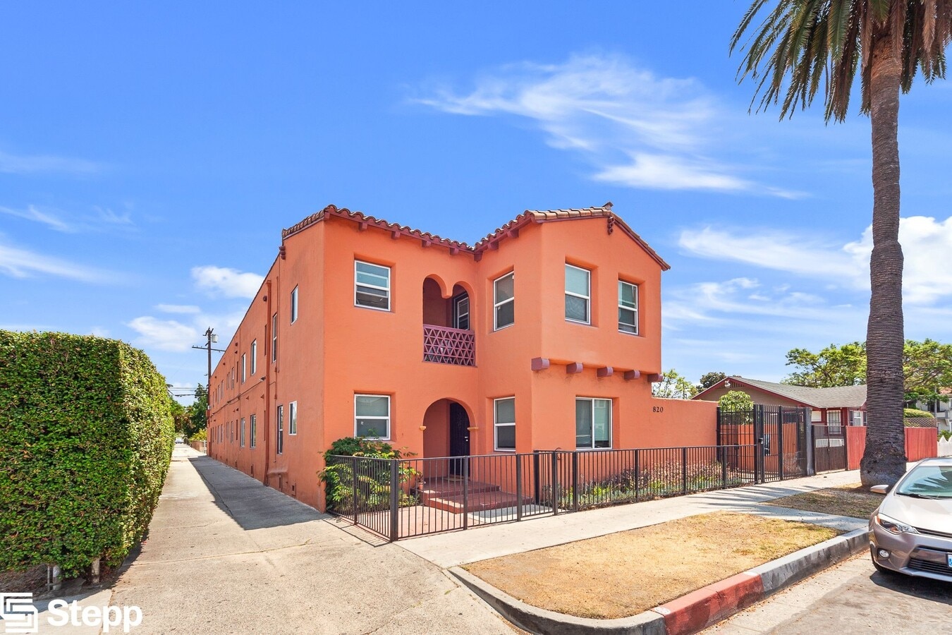 Photo - 820 Lime Ave Apartments