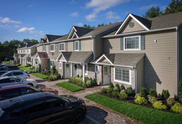 Fairfield Townhouses at Holtsville