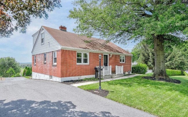 Building Photo - 114 W Ridge Rd Unit 1 Rental