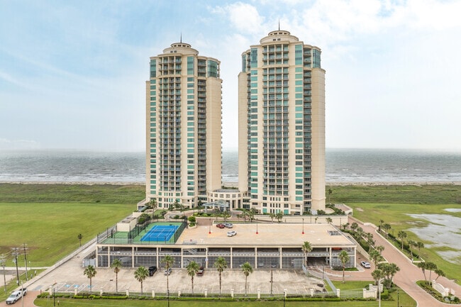 Photo - Palisade Palms