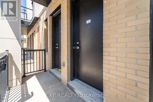 Photo - 9 Steckley House Ln