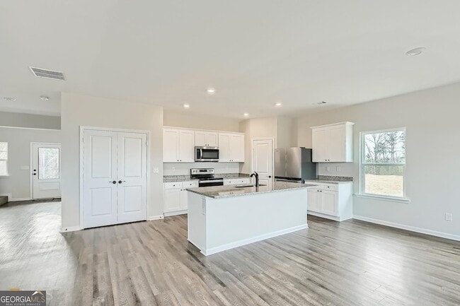 Photo - 959 Minden Terrace