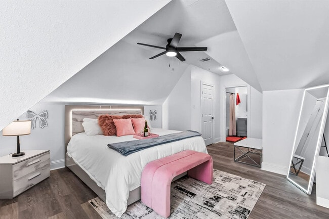 Photo - 1802 Wentworth St Unit SI ID1542675P