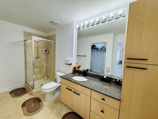 Building Photo - 3505 Sage Rd Unit 2209