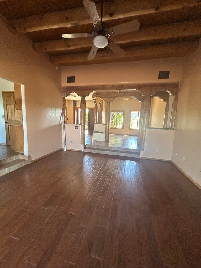 Photo - 7 Esperanza Noel