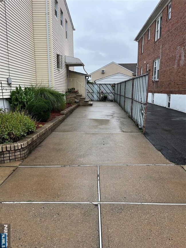 Photo - 52 Van Riper Ave