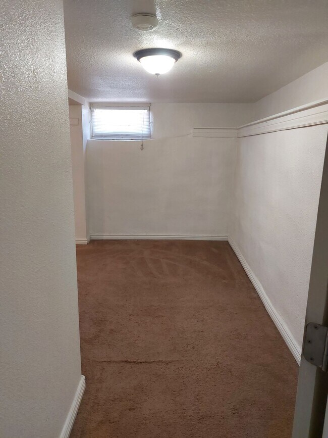 Photo - (1610 8th Ave)