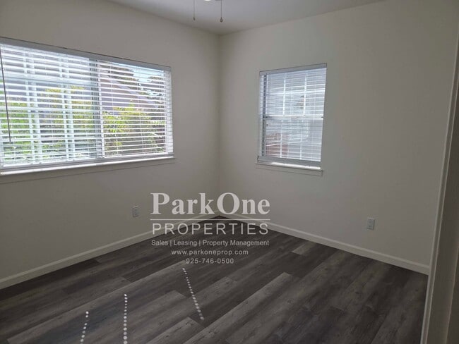 Photo - 523 W 6th St Unit #C