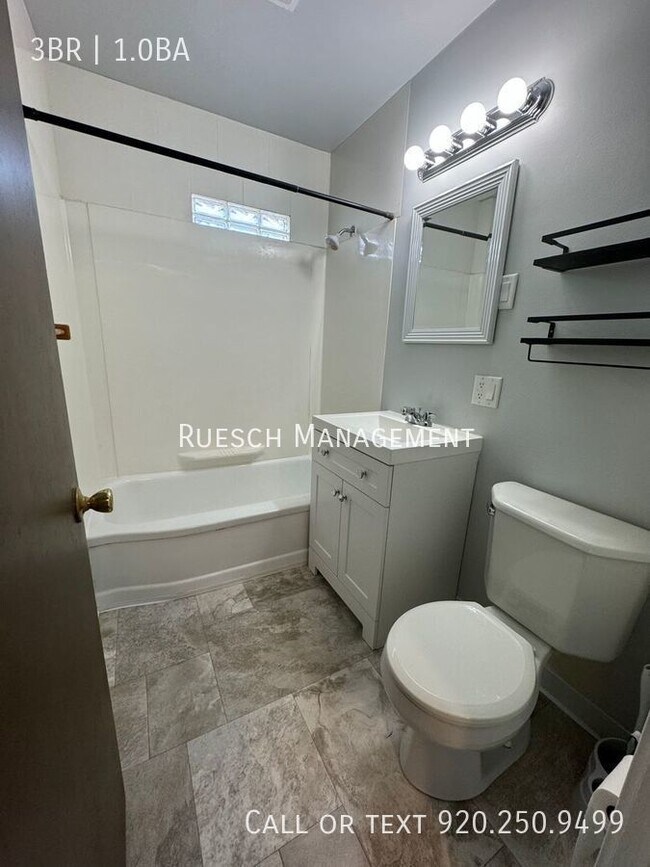 Beautiful 3 Bedroom 1 Bath Single Family H... Rental House Rental in