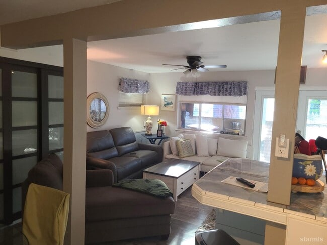 Photo - 1150 Fairway Ave