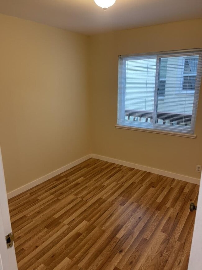 Photo - 265 Mastick Ave