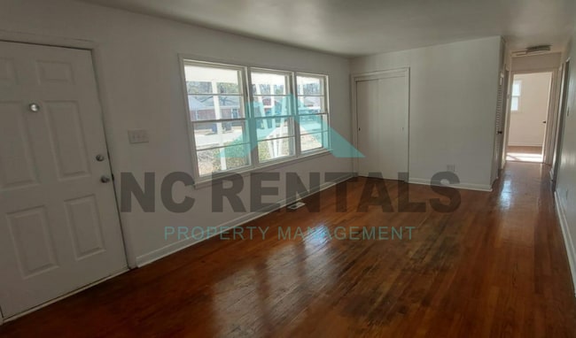 Photo - 1332 Proctor St