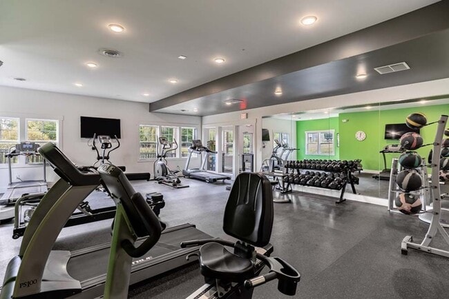 1701 Knapp St NE_20240923-047 - Aspen Lakes