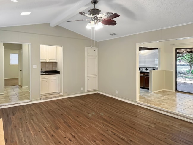 Photo - 1524 Timber Creek Dr