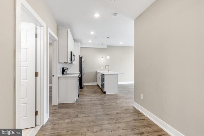 Building Photo - 2209 N Broad St Unit 403